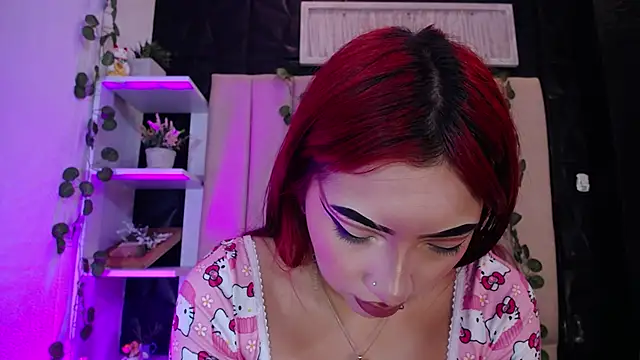 Snapshot of Mia_Rinn chatting on February 6, 2025, 4:47 pm Mia Rinn online show from February 6, 2025, 4:47 pm