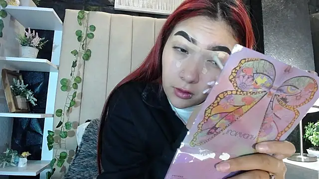 Snapshot of Mia_Rinn chatting on February 25, 2025, 1:00 pm Mia Rinn online show from February 25, 2025, 1:00 pm