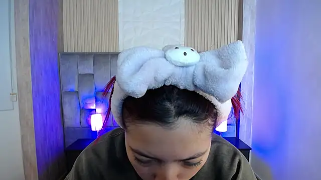 Snapshot of Mia_Rinn chatting on September 26, 2025, 1:07 pm Mia Rinn online show from September 26, 2025, 1:07 pm