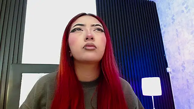 Snapshot of Mia_Rinn chatting on October 7, 2025, 2:40 pm Mia Rinn online show from October 7, 2025, 2:40 pm