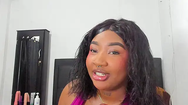 Snapshot of Natassha_brown1 chatting on September 16, 2025, 12:22 am Natassha brown1 online show from September 16, 2025, 12:22 am