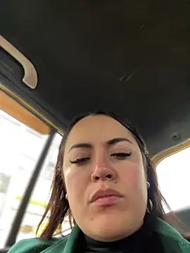 Snapshot of Lesly_10- chatting on February 2, 2026, 9:14 pm Lesly 10- online show from February 2, 2026, 9:14 pm