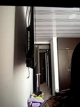 Snapshot of Lesly_10- chatting on January 15, 2026, 3:48 pm Lesly 10- online show from January 15, 2026, 3:48 pm