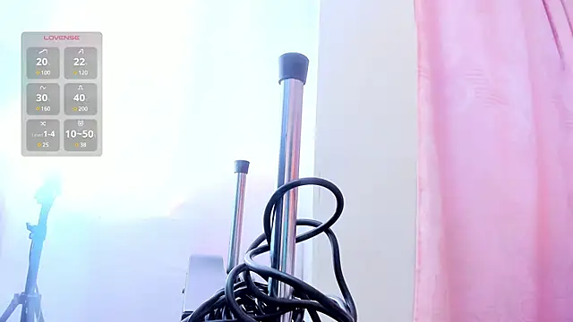 Snapshot of Elii_ross chatting on March 8, 2025, 7:31 pm Elii ross online show from March 8, 2025, 7:31 pm