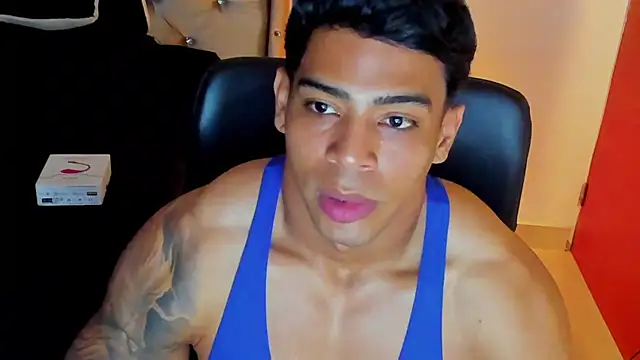 Snapshot of Andrew_wolf7 chatting on November 23, 2025, 4:11 am Andrew wolf7 online show from November 23, 2025, 4:11 am