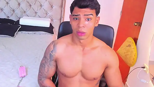 Snapshot of Andrew_wolf7 chatting on February 9, 2026, 4:38 pm Andrew wolf7 online show from February 9, 2026, 4:38 pm