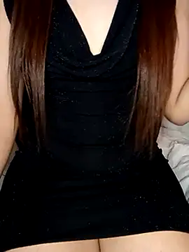 Snapshot of Patrona-fifi chatting on December 21, 2024, 1:21 pm Patrona-fifi online show from December 21, 2024, 1:21 pm