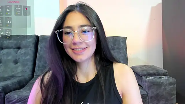 emmadiaz1 online show from March 30, 2026, 12:23 am