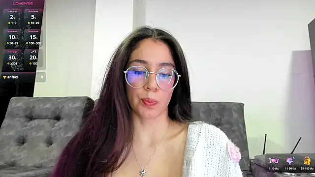 Snapshot of emmadiaz1 chatting on December 15, 2025, 3:12 am emmadiaz1 online show from December 15, 2025, 3:12 am