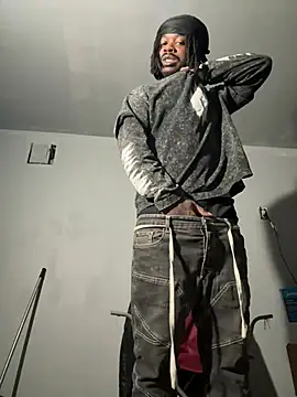 Snapshot of SluttyLyfe4L chatting on February 17, 2026, 12:13 pm SluttyLyfe4L online show from February 17, 2026, 12:13 pm