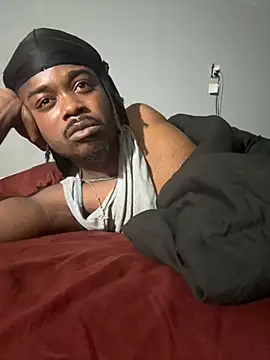 Snapshot of SluttyLyfe4L chatting on January 12, 2026, 8:10 am SluttyLyfe4L online show from January 12, 2026, 8:10 am