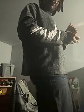 Snapshot of SluttyLyfe4L chatting on February 5, 2026, 10:33 am SluttyLyfe4L online show from February 5, 2026, 10:33 am