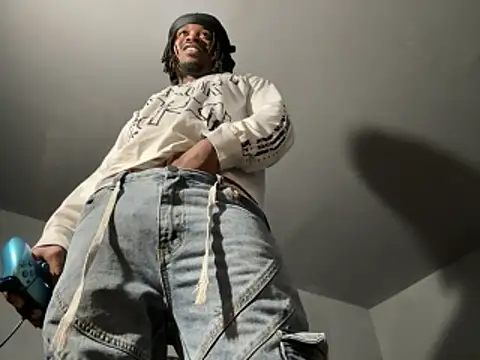 Snapshot of SluttyLyfe4L chatting on February 13, 2026, 11:16 pm SluttyLyfe4L online show from February 13, 2026, 11:16 pm