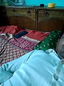 Snapshot of Lustyful_Couple chatting on February 21, 2025, 7:45 am Lustyful Couple online show from February 21, 2025, 7:45 am