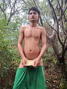 Juan Hotcaliemte online show from April 14, 2026, 11:48 am