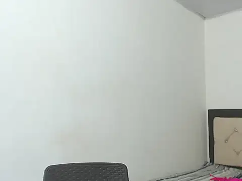 eloisaath online show from February 14, 2026, 4:51 pm