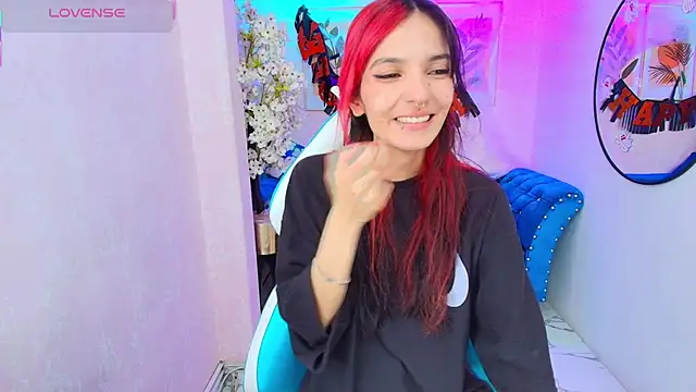 Dafne huges online show from November 2, 2025, 12:43 pm