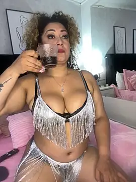 Katti Barrera online show from October 21, 2025, 4:39 pm