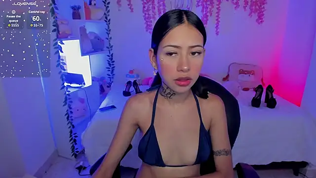 Snapshot of cat_kitty18_ chatting on August 1, 2026, 11:30 am cat kitty18 online show from August 1, 2026, 11:30 am