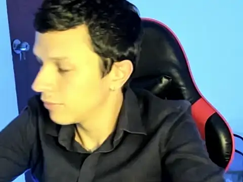 goodboy69l online show from April 1, 2026, 11:34 pm