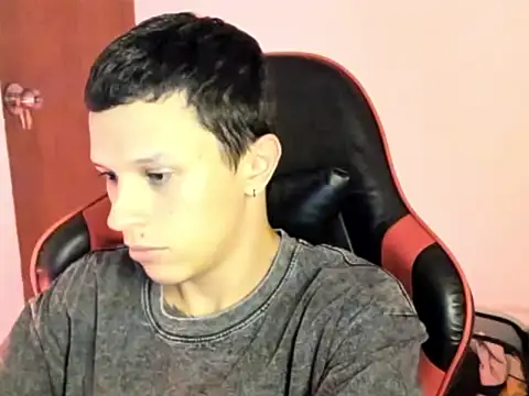 goodboy69l online show from February 28, 2026, 3:33 pm