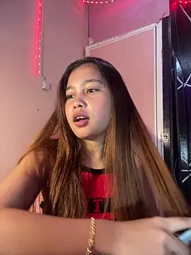 ursweet babygirl online show from March 7, 2026, 4:23 pm