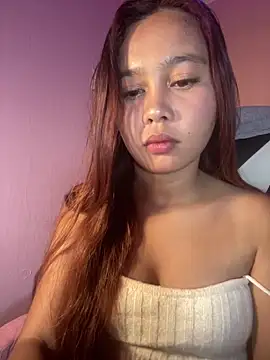 Snapshot of ursweet_babygirl chatting on May 10, 2026, 4:31 pm ursweet babygirl online show from May 10, 2026, 4:31 pm