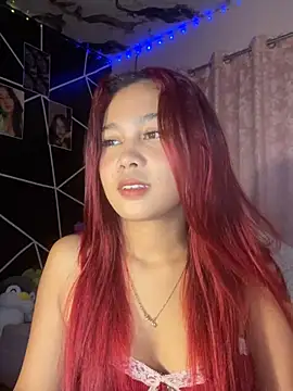 Snapshot of ursweet_babygirl chatting on July 4, 2026, 5:28 pm ursweet babygirl online show from July 4, 2026, 5:28 pm