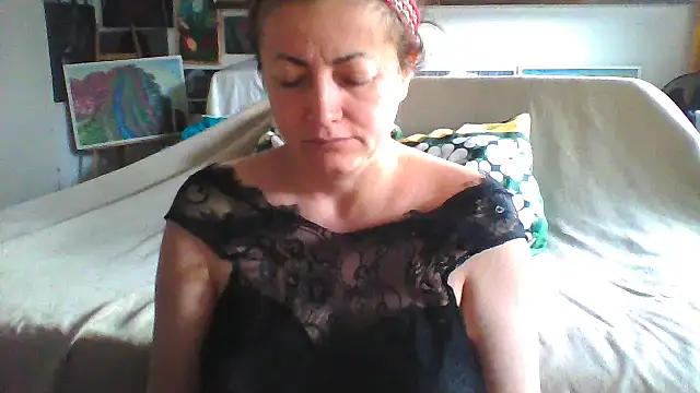 Snapshot of MariaAnaSunshine chatting on September 9, 2025, 5:28 am MariaAnaSunshine online show from September 9, 2025, 5:28 am