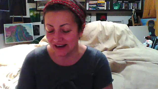 Snapshot of MariaAnaSunshine chatting on October 8, 2025, 7:58 pm MariaAnaSunshine online show from October 8, 2025, 7:58 pm
