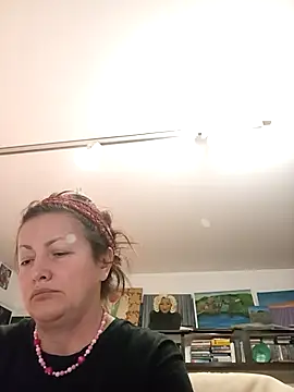 Snapshot of MariaAnaSunshine chatting on September 22, 2025, 8:26 pm MariaAnaSunshine online show from September 22, 2025, 8:26 pm