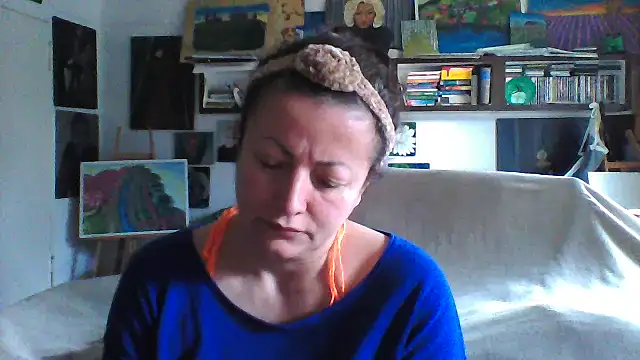 MariaAnaSunshine online show from October 30, 2025, 7:50 am