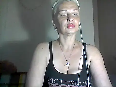 Snapshot of MaryJane441 chatting on July 11, 2026, 10:10 pm MaryJane441 online show from July 11, 2026, 10:10 pm