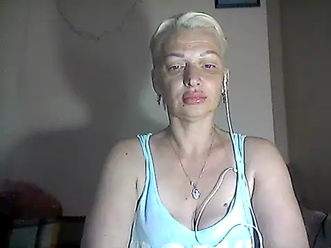 Snapshot of MaryJane441 chatting on June 26, 2026, 9:04 am MaryJane441 online show from June 26, 2026, 9:04 am