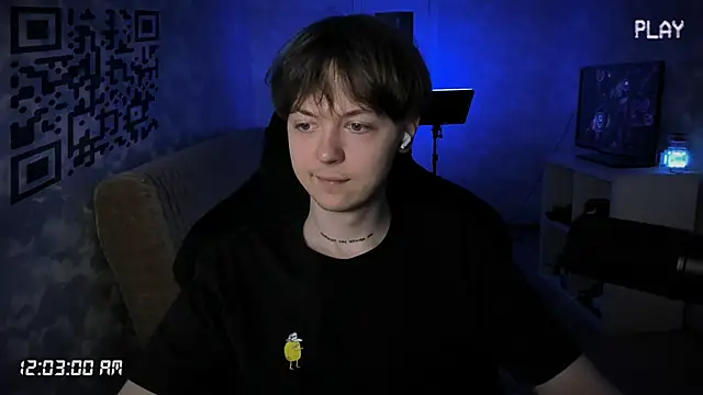 charonbaby1 online show from October 29, 2025, 9:03 pm