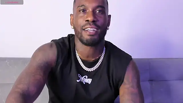 Snapshot of Dvid_Rullers chatting on March 20, 2025, 10:40 pm Dvid Rullers online show from March 20, 2025, 10:40 pm