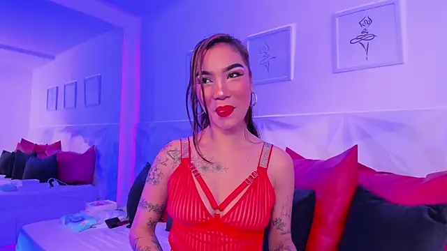 scarlet castro online show from April 2, 2026, 7:53 pm