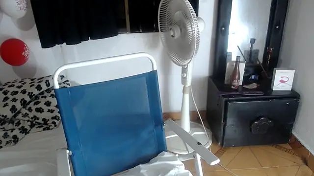 Snapshot of cougar_town chatting on March 11, 2025, 4:19 am cougar town online show from March 11, 2025, 4:19 am