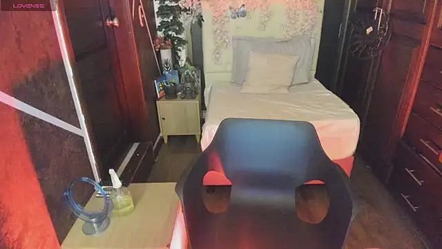 SexyNaf online show from September 11, 2025, 7:25 pm