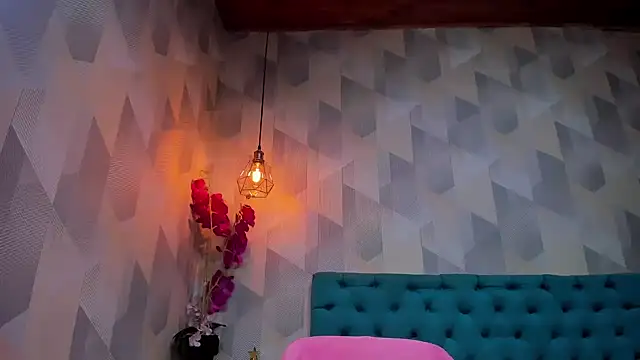 AnnieSoul online show from December 5, 2025, 5:33 pm