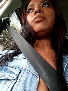 Snapshot of cindy_damm chatting on March 9, 2025, 6:32 pm cindy damm online show from March 9, 2025, 6:32 pm