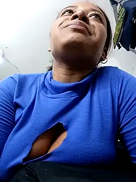 Snapshot of cindy_damm chatting on February 10, 2025, 12:08 am cindy damm online show from February 10, 2025, 12:08 am