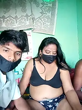 Group Of Lust online show from April 14, 2026, 2:16 am