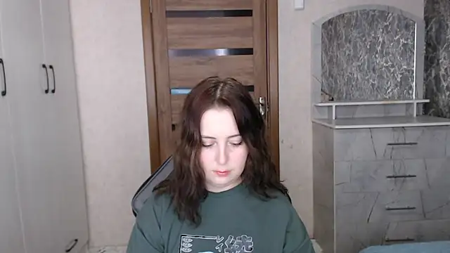 Snapshot of Kristy-Max chatting on November 24, 2025, 11:05 pm Kristy-Max online show from November 24, 2025, 11:05 pm