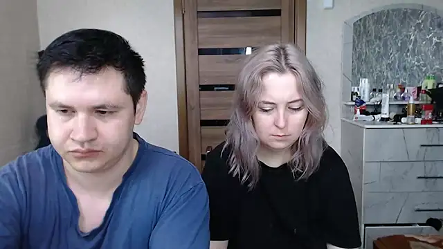 Snapshot of Kristy-Max chatting on March 23, 2025, 4:38 am Kristy-Max online show from March 23, 2025, 4:38 am