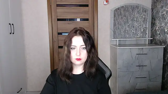 Snapshot of Kristy-Max chatting on November 4, 2025, 9:07 pm Kristy-Max online show from November 4, 2025, 9:07 pm