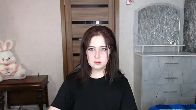 Snapshot of Kristy-Max chatting on October 19, 2025, 9:28 pm Kristy-Max online show from October 19, 2025, 9:28 pm