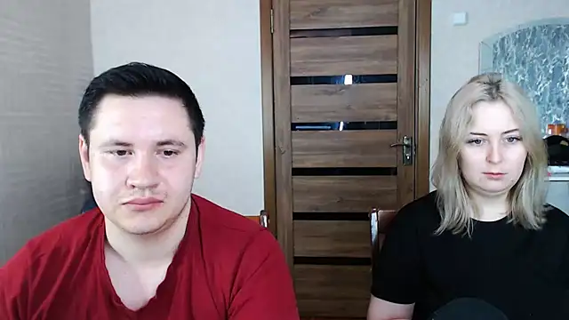 Snapshot of Kristy-Max chatting on March 20, 2025, 3:13 am Kristy-Max online show from March 20, 2025, 3:13 am