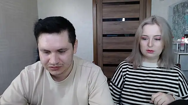 Snapshot of Kristy-Max chatting on March 12, 2025, 3:13 am Kristy-Max online show from March 12, 2025, 3:13 am