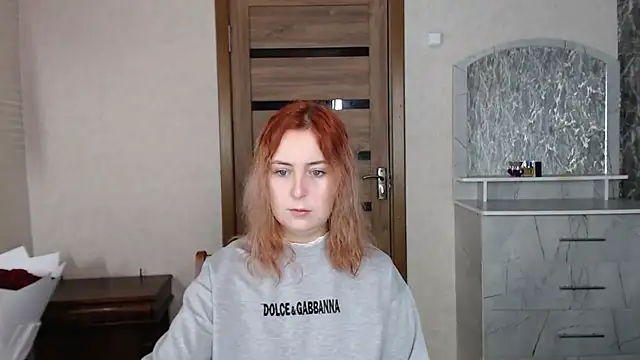 Snapshot of Kristy-Max chatting on September 19, 2025, 8:57 pm Kristy-Max online show from September 19, 2025, 8:57 pm